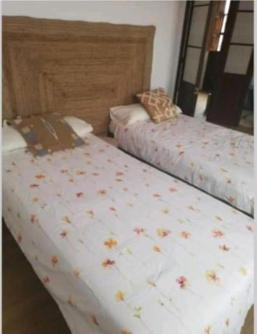 Vila La Casina Roja - Santolaya De Cabranes Arboleya Exteriér fotografie