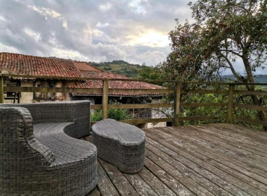 Vila La Casina Roja - Santolaya De Cabranes Arboleya Exteriér fotografie