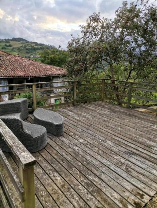 Vila La Casina Roja - Santolaya De Cabranes Arboleya Exteriér fotografie